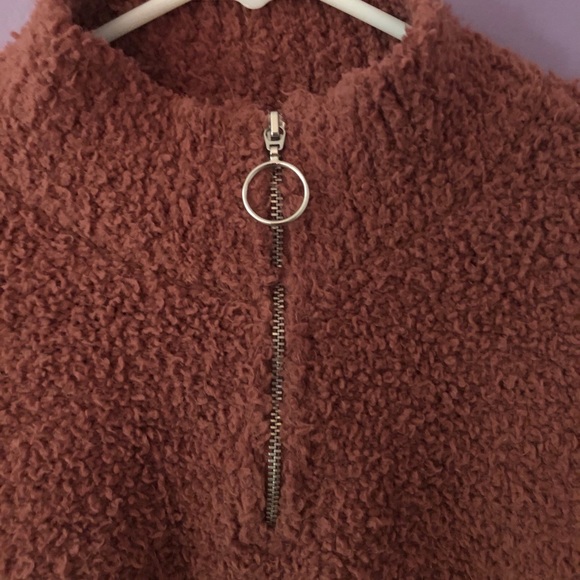Kendall & Kylie fluffy quarter zip - Picture 4 of 4